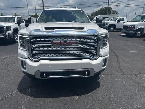 Used 2022 GMC Sierra 2500 Denali w/ Denali Ultimate Package AWD/4WD image 3