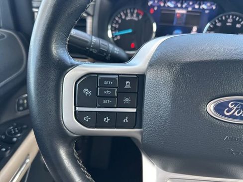 Used 2024 Ford Expedition Limited image 27