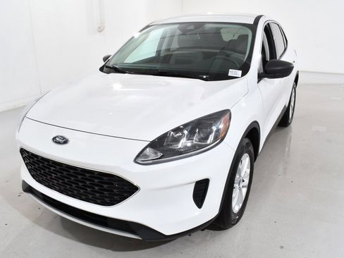 Used 2022 Ford Escape SE w/ Convenience Package image 2