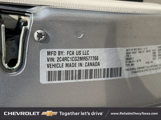 Used 2021 Chrysler Voyager LX FWD image 36