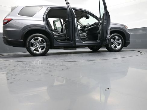 Certified 2023 Honda Pilot EX-L image 49