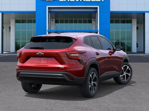 New 2026 Chevrolet Trax RS image 4