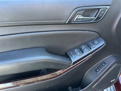 Used 2017 GMC Yukon SLT w/ Open Road Package image 15