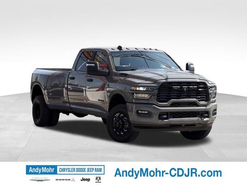 New 2026 RAM 3500 Big Horn AWD/4WD image 1