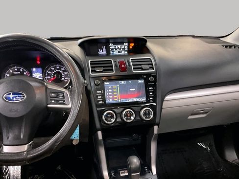 Used 2016 Subaru Forester 2.5i Limited AWD/4WD image 7