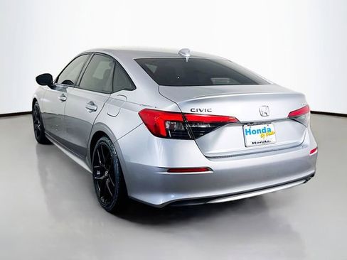 Used 2022 Honda Civic Sport image 7