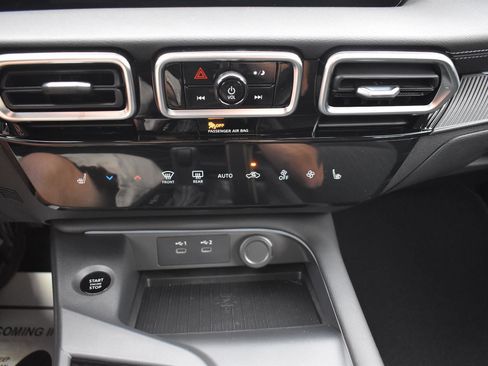 New 2026 Nissan Sentra SV w/ SV Convenience Package image 34