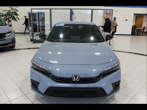 Certified 2023 Honda Civic Sport image 2