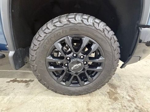 Used 2025 Chevrolet Silverado 2500 LT w/ Trail Boss Package AWD/4WD image 26
