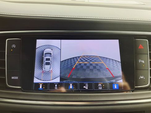 Used 2024 Buick Enclave Essence w/ Experience Buick Package FWD image 19