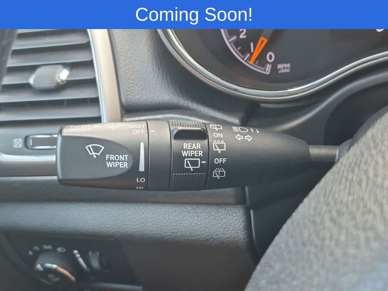 Used 2018 Jeep Grand Cherokee Altitude AWD/4WD image 25