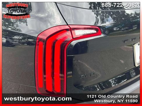Used 2022 Kia Telluride SX w/ SX Prestige Package AWD/4WD image 13
