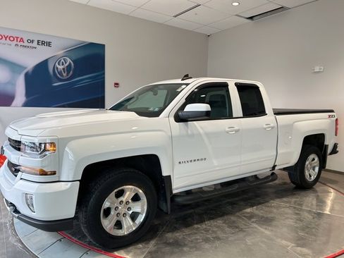 Used 2018 Chevrolet Silverado 1500 LT w/ All Star Edition image 3
