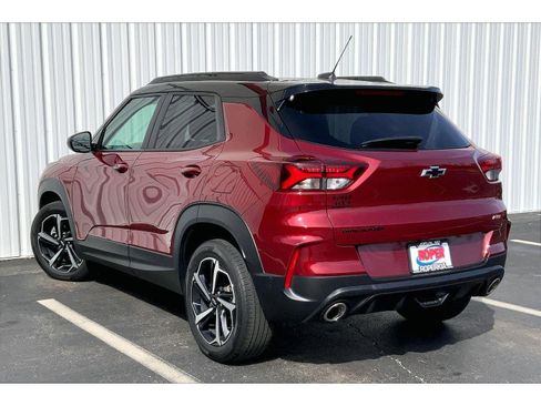 Used 2023 Chevrolet TrailBlazer RS w/ Convenience Package FWD image 10