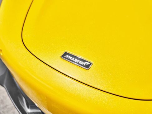 Used 2021 McLaren 720S Luxury RWD image 8
