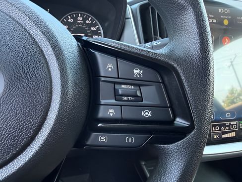 Used 2024 Subaru Crosstrek 2.0i Premium AWD/4WD image 18