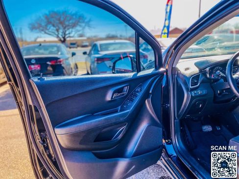 Used 2019 Chevrolet Trax LS w/ Tint and Cruise Package image 16