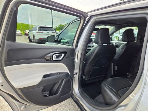 Used 2023 Jeep Compass Limited AWD/4WD image 26