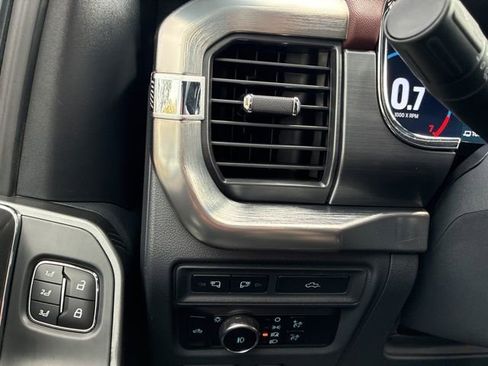 Used 2023 Ford F150 Lariat w/ Equipment Group 502A High image 25