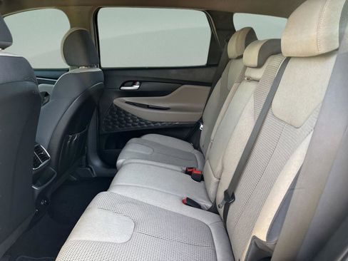 Used 2019 Hyundai Santa Fe SE image 18
