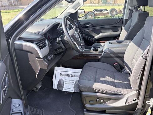Used 2019 GMC Yukon SLE w/ SLE Value Package AWD/4WD image 18