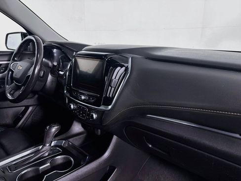 Used 2020 Chevrolet Traverse LT FWD image 28