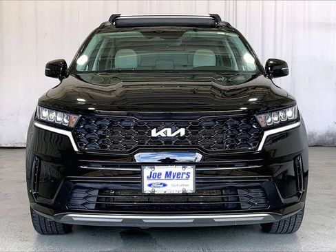 Used 2023 Kia Sorento S w/ Panoramic Sunroof Package FWD image 2