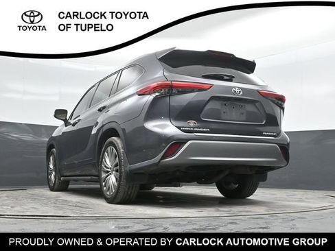 Used 2022 Toyota Highlander Platinum image 46