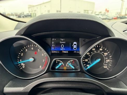 Used 2018 Ford Escape SE image 17