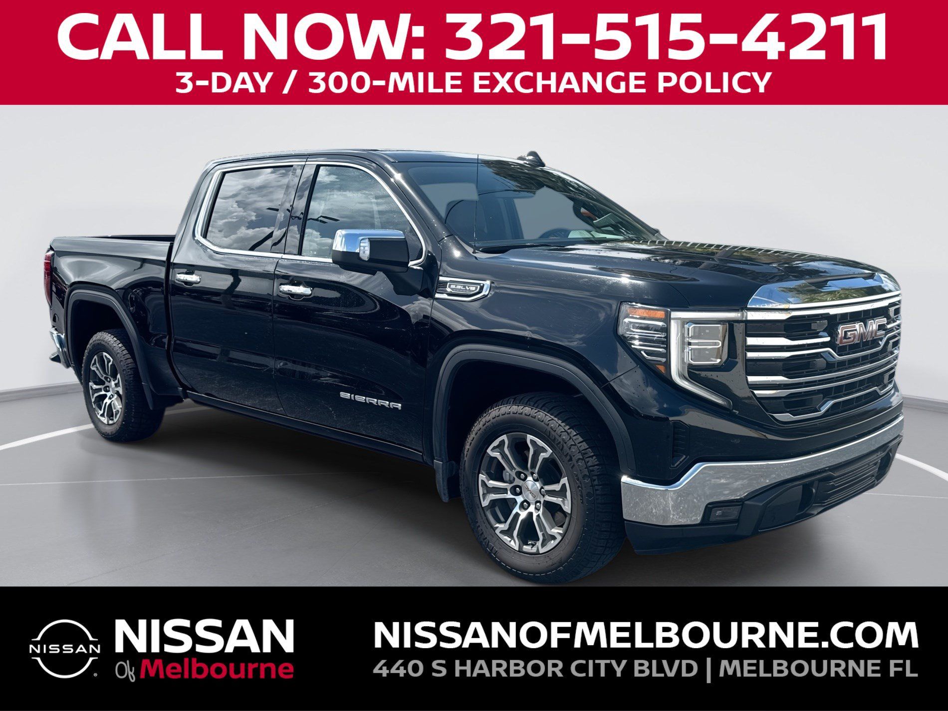 Used 2025 GMC Sierra 1500 SLT RWD image 1