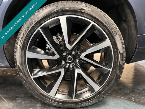 Used 2023 Volvo XC90 B6 Plus w/ Protection Package Premier image 27