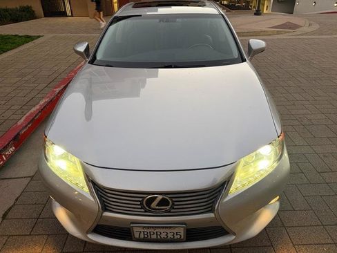 Used 2013 Lexus ES 350 w/ Luxury Pkg FWD image 39