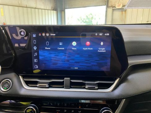 Used 2026 Chevrolet Equinox LT FWD image 40