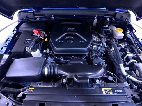 Used 2020 Jeep Wrangler Unlimited Sport image 11