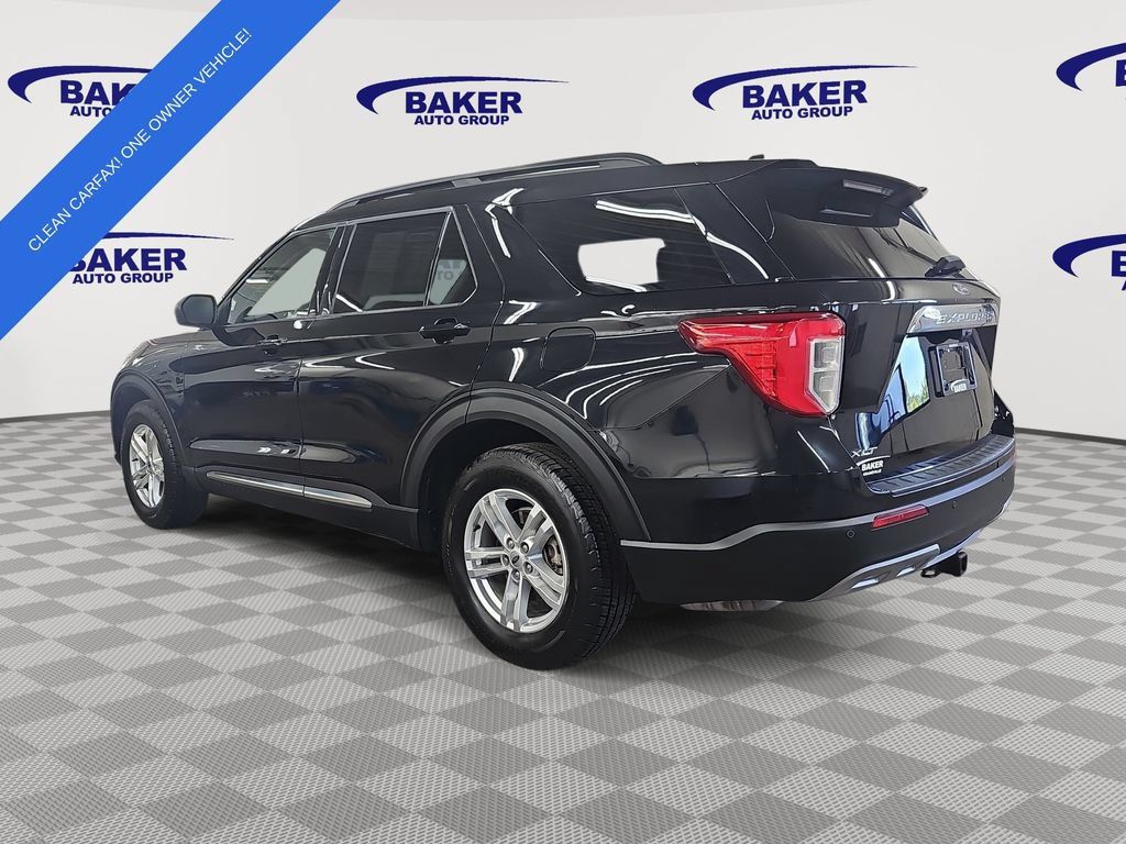 Used 2020 Ford Explorer XLT w/ Equipment Group 202A AWD/4WD image 7