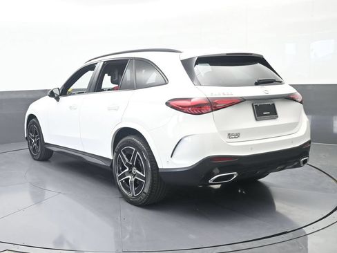 Used 2025 Mercedes-Benz GLC 300 image 4