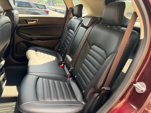 Used 2023 Ford Edge SEL w/ Convenience Package AWD/4WD image 11