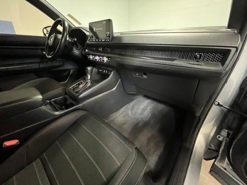 Used 2023 Honda CR-V Sport image 10
