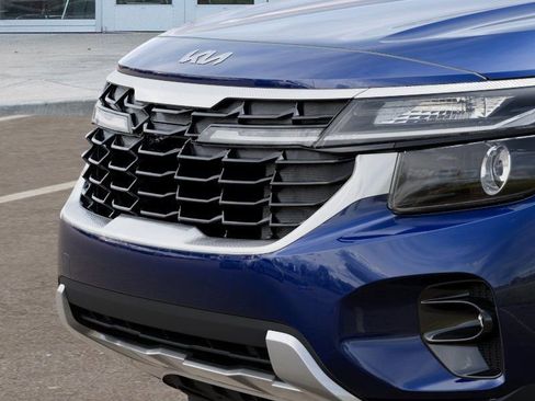 New 2026 Kia Seltos EX image 12