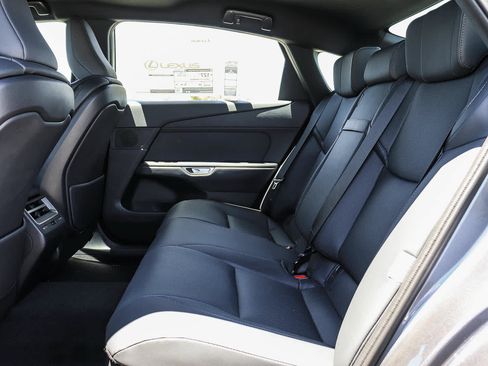 New 2026 Lexus ES 350e FWD image 19