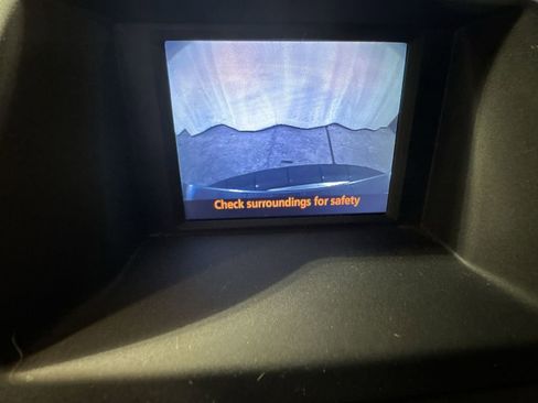 Used 2011 Toyota Highlander 4WD image 23