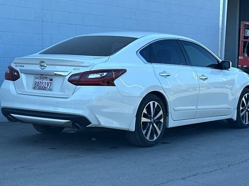 Used 2017 Nissan Altima 2.5 SR image 3