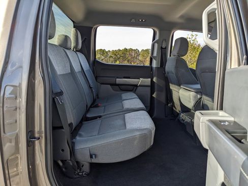 Used 2023 Ford F150 XLT image 38