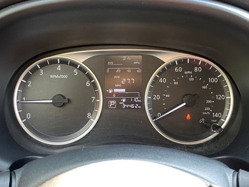 Used 2024 Nissan Kicks S FWD image 13