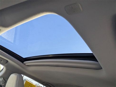 Used 2018 Lexus RX 350L FWD image 21