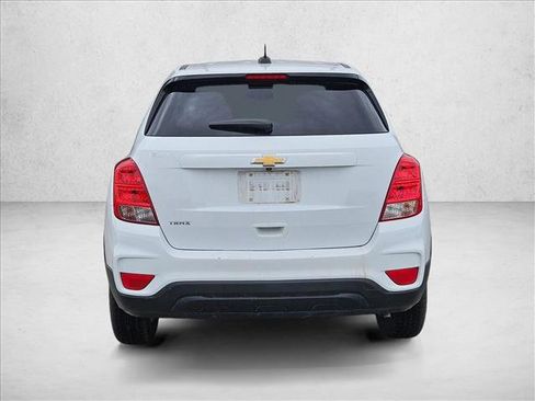 Used 2020 Chevrolet Trax LS w/ Tint and Cruise Package image 6