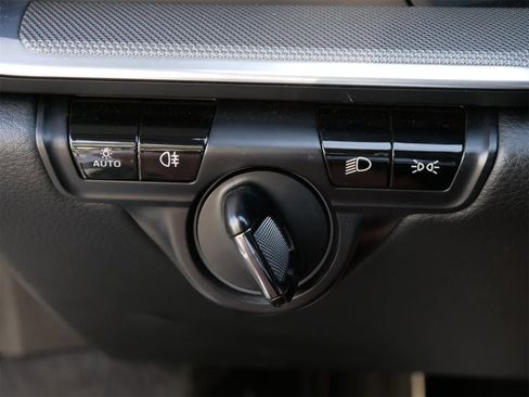 Used 2020 Porsche 911 Carrera S image 21