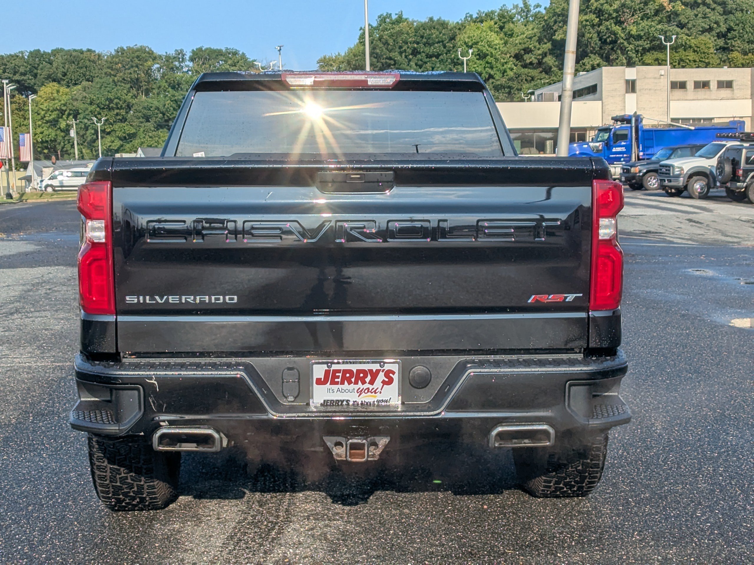 Used 2022 Chevrolet Silverado 1500 RST AWD/4WD image 7