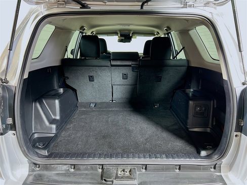 Certified 2024 Toyota 4Runner TRD Off-Road image 23