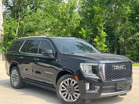 Used 2023 GMC Yukon Denali Ultimate AWD/4WD image 1